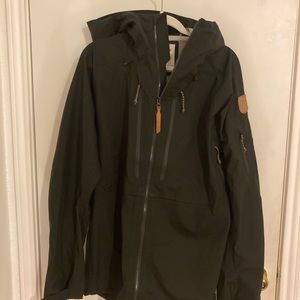 New Fjall Raven Rain Jacket/Coat